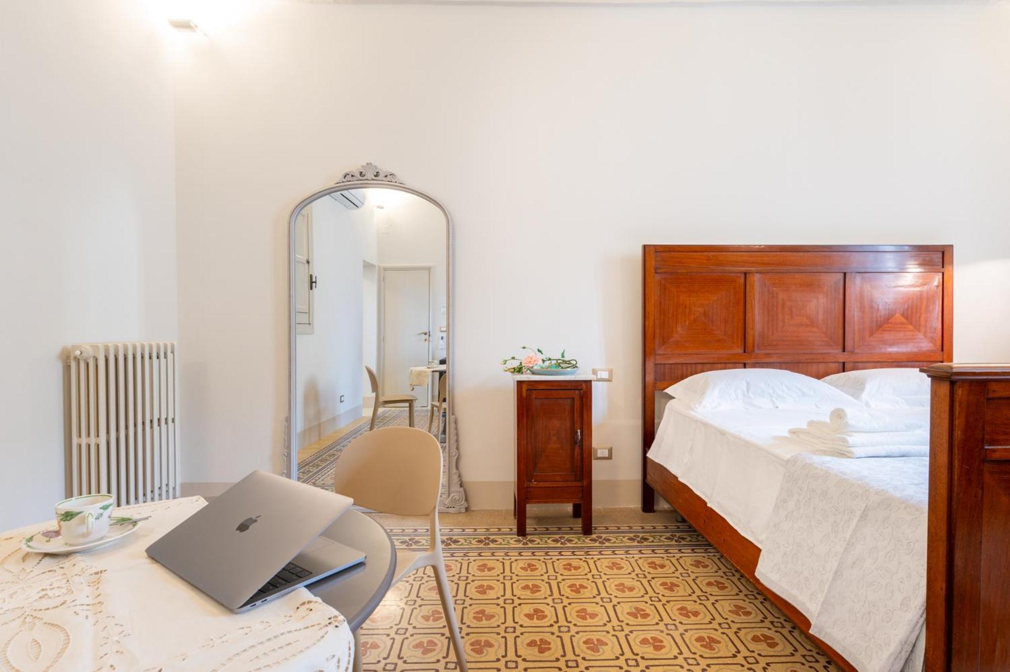 Donna Zaira Rooms&Suites Maglie Ngoại thất bức ảnh